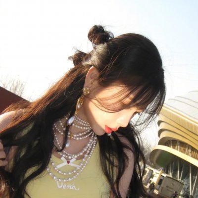 女皮条客 封面